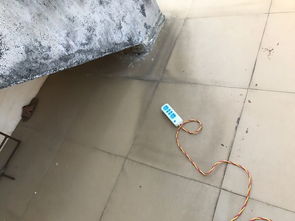 房顶漏雨用沥青补过,现在又漏雨用什么方法补漏比较好呢 