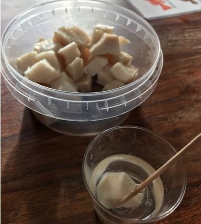 这种肉吃着有股 尿骚味 看似腊肉但一般人可吃不起